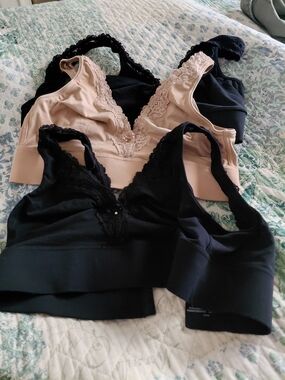 Sonoma Lace-Trim Bralette Set in Black and Nude